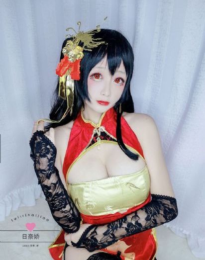 欧美直播间主持人_十万网红美女美酱